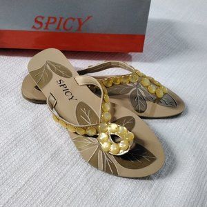 Spicy Women Summer Sandals Size 7.5 Gold embellishments Flats Thong NEW